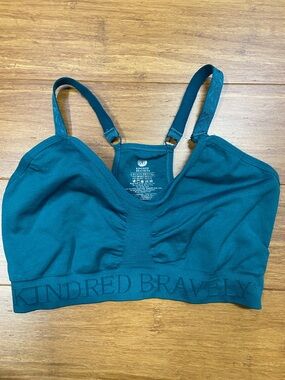 Kindred Bravely Teal Wireless Nursing/Pumping Bralette size Small Busty